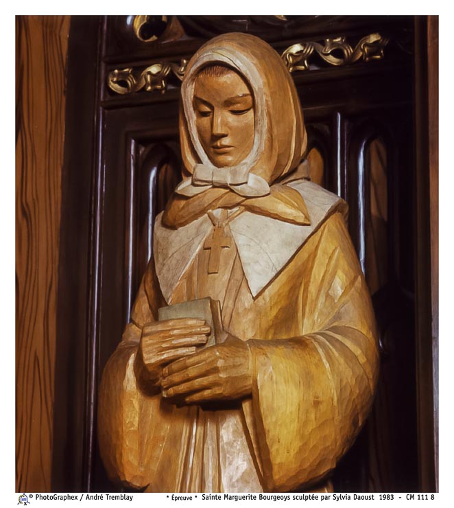 Sainte Marguerite Bourgeoys sculptée par Sylvia Daoust